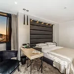 The View Luxury Bed & Breakfast 4*