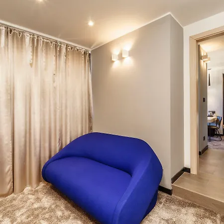 뷰 럭셔리 룸스 B&B 4*