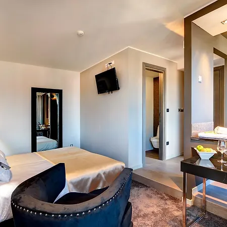 뷰 럭셔리 룸스 B&B 스플리트