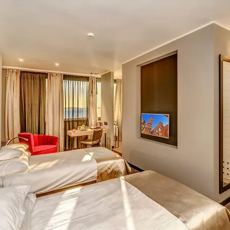 The View Luxury 4* Сплит
