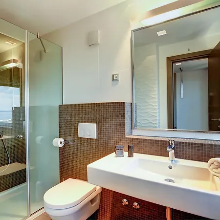The View Luxury 4*