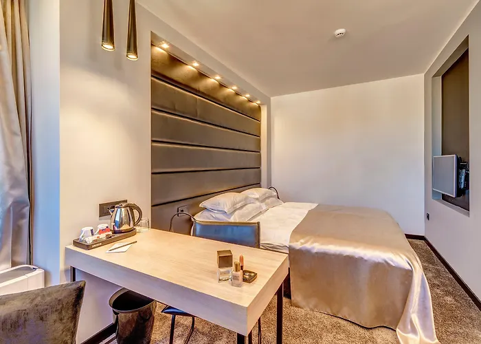 The View Luxury Split