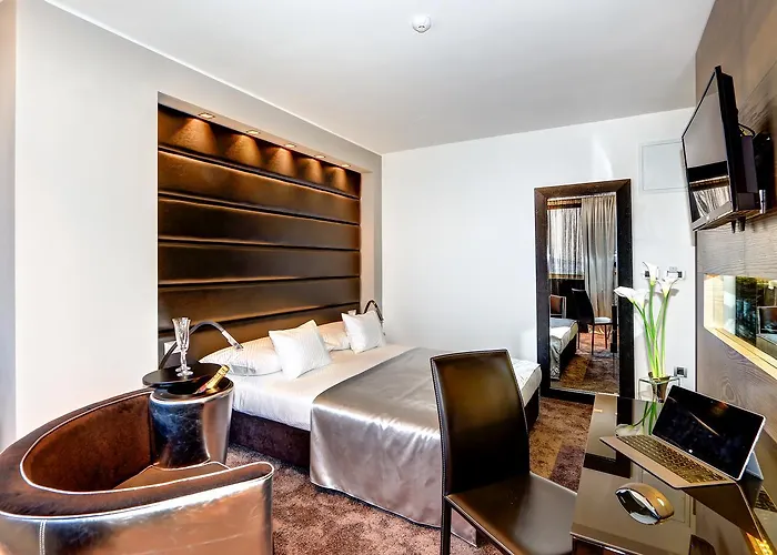 The View Luxury 4* ספליט