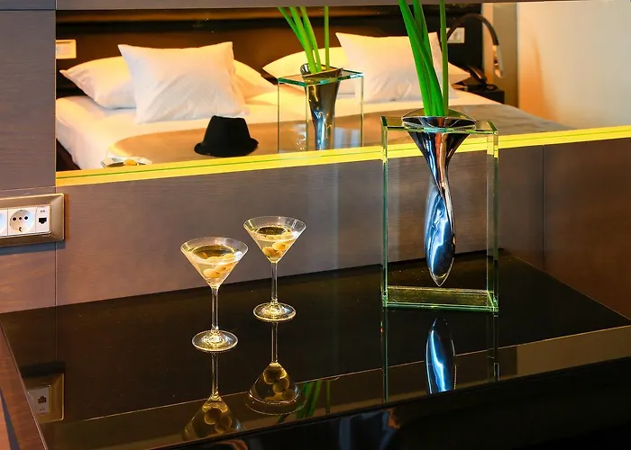 לינה וארוחת בוקר The View Luxury 4*