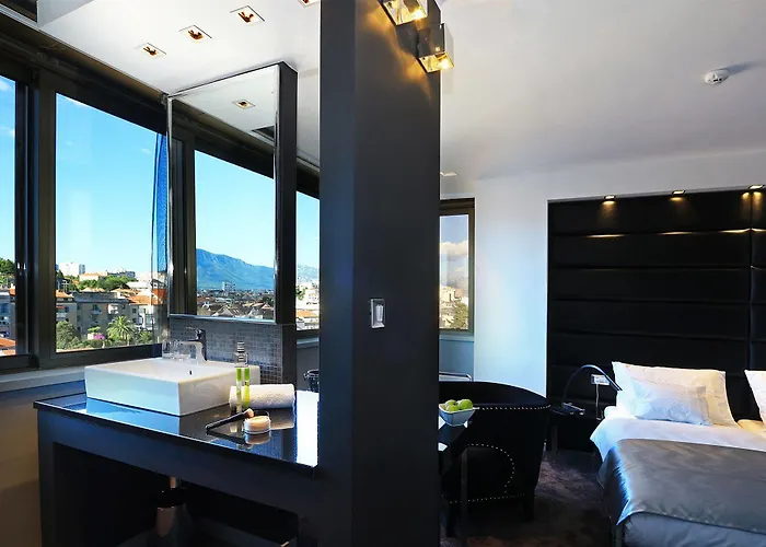 The View Luxury Bed & Breakfast 4*