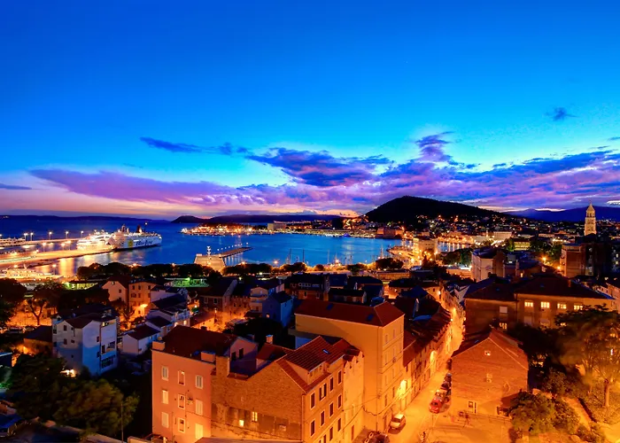 The View Luxury 4* Split